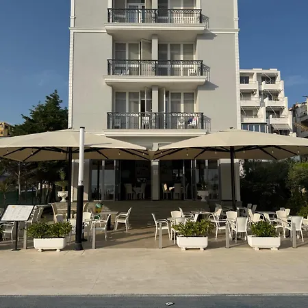 Ξενοδοχείο Diell
